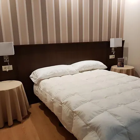 Hotel Rey Sancho Iv