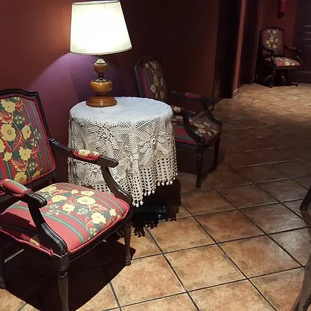 Rey Sancho Iv Hotel 2*