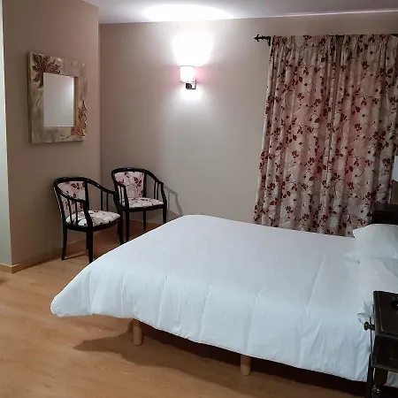 Rey Sancho Iv Hotel